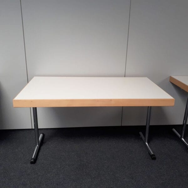 Konferenztisch Standard (Miete)