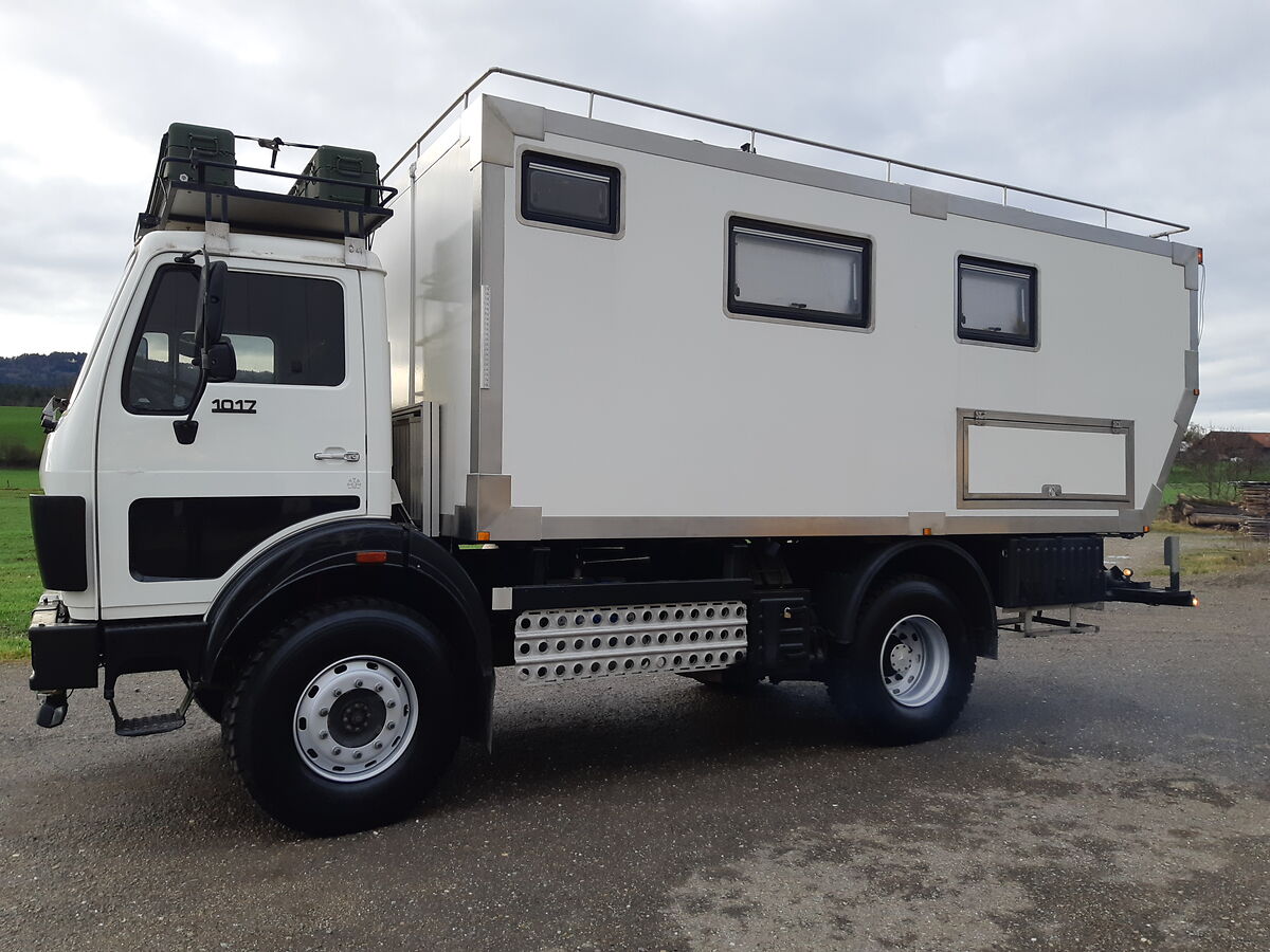 Mercedes Benz 1017 Expeditionsmobil
